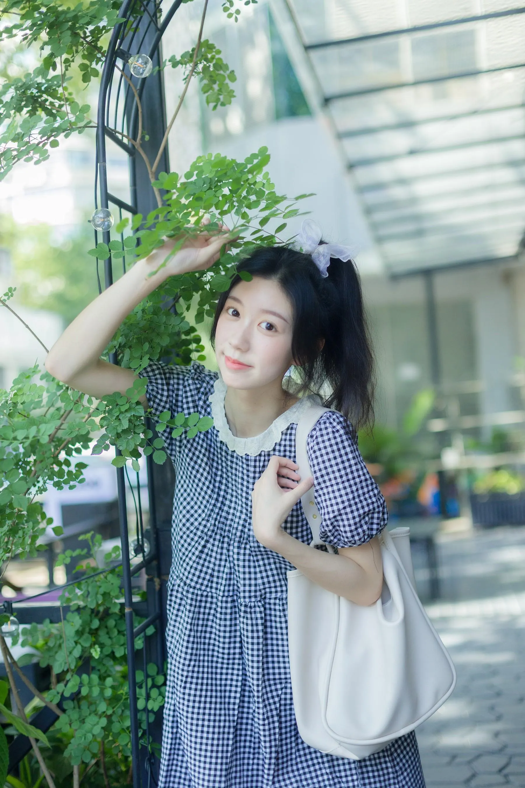 [YITUYU艺图语]2022.08.02 今日暂停营业 饲猫少女- [40P]插图5